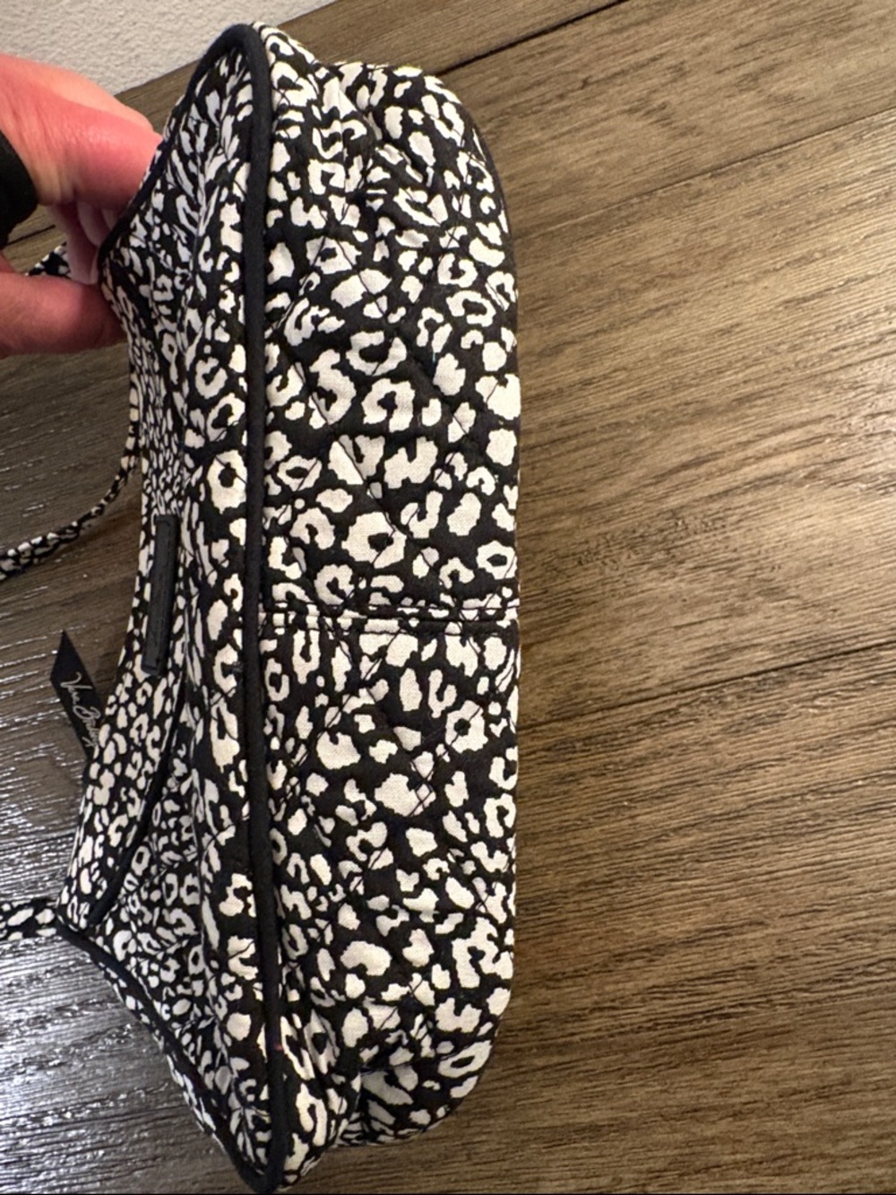 EUC [Vera Bradley] Little Crossbody in Black/White Camocat Shoulder Purse Bag - Picture 8 of 11